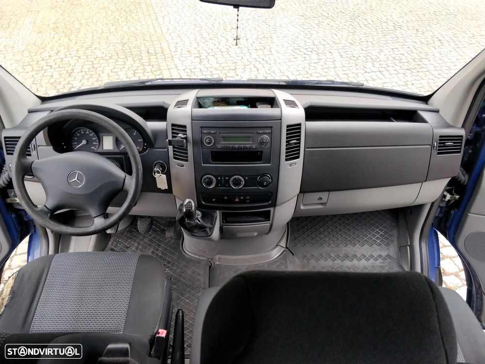 Mercedes-Benz Sprinter 316 CDI Mista 6 lugares - 18