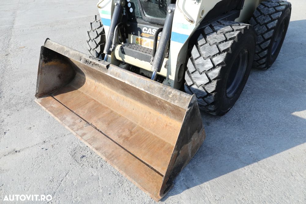 Case SR 250 Loader - 9