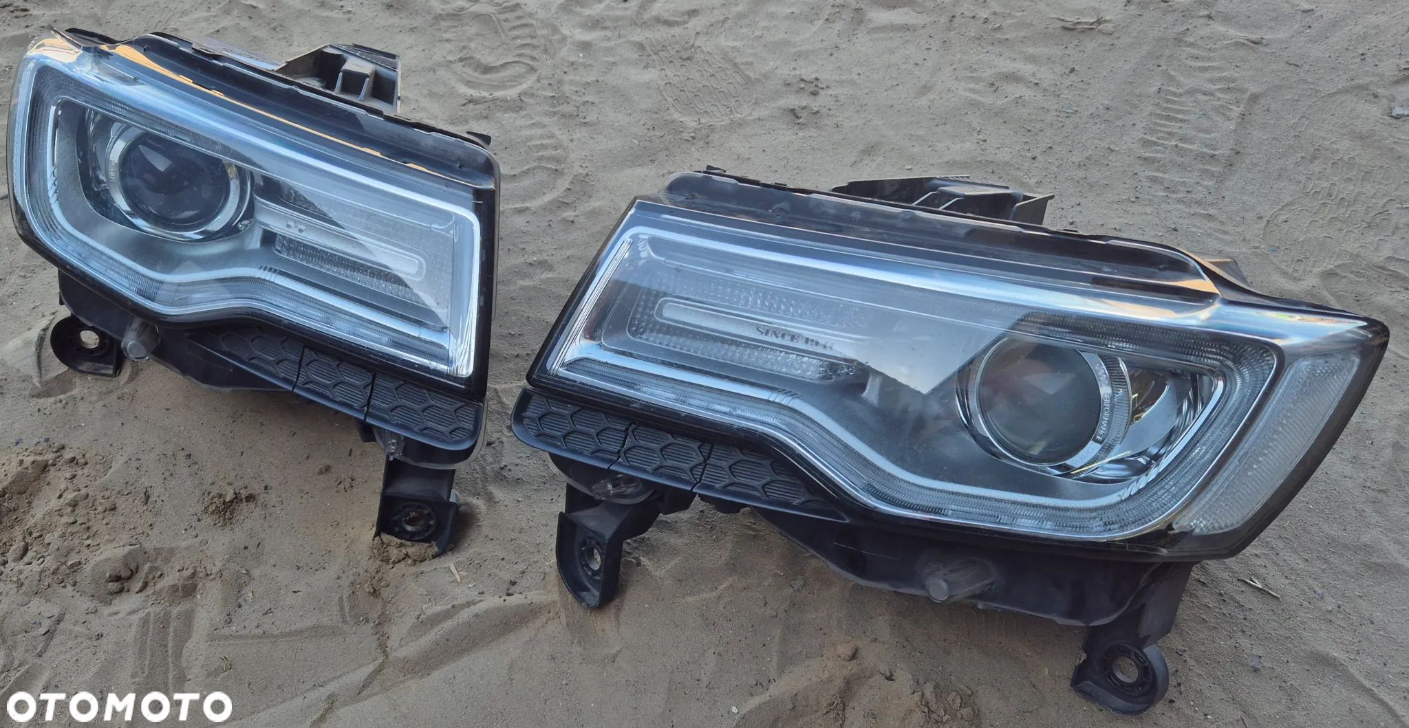 Lampa Reflektor Przód Przedni Prawy Lewy Jeep Grand Cherokee WK2 LIFT 2014-2017 Bixenon EUROPA - 1
