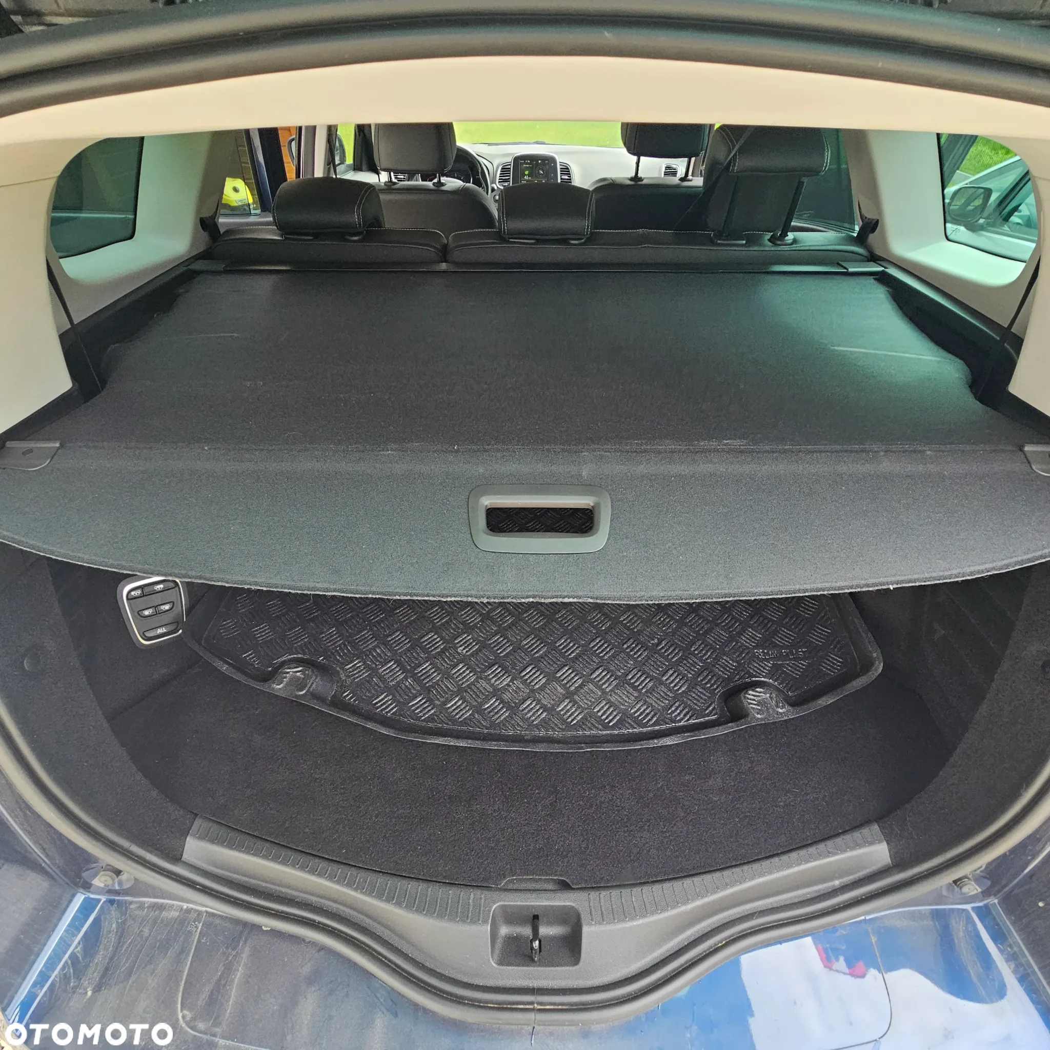 Renault Scenic - 23
