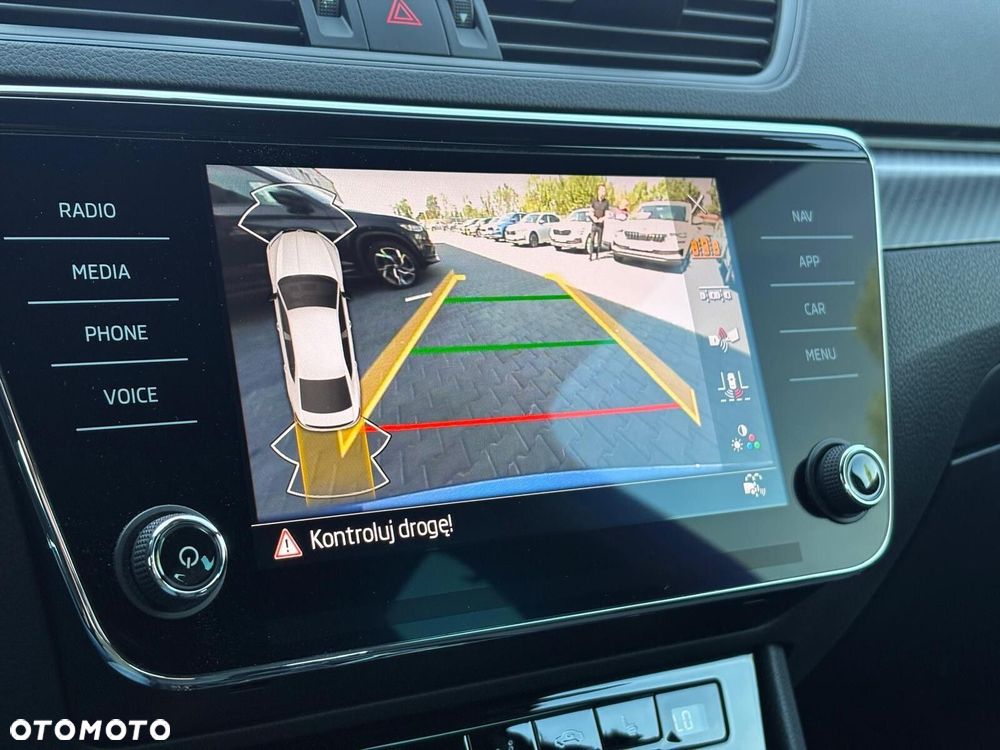 Skoda Superb 1.5 TSI Sportline DSG - 26