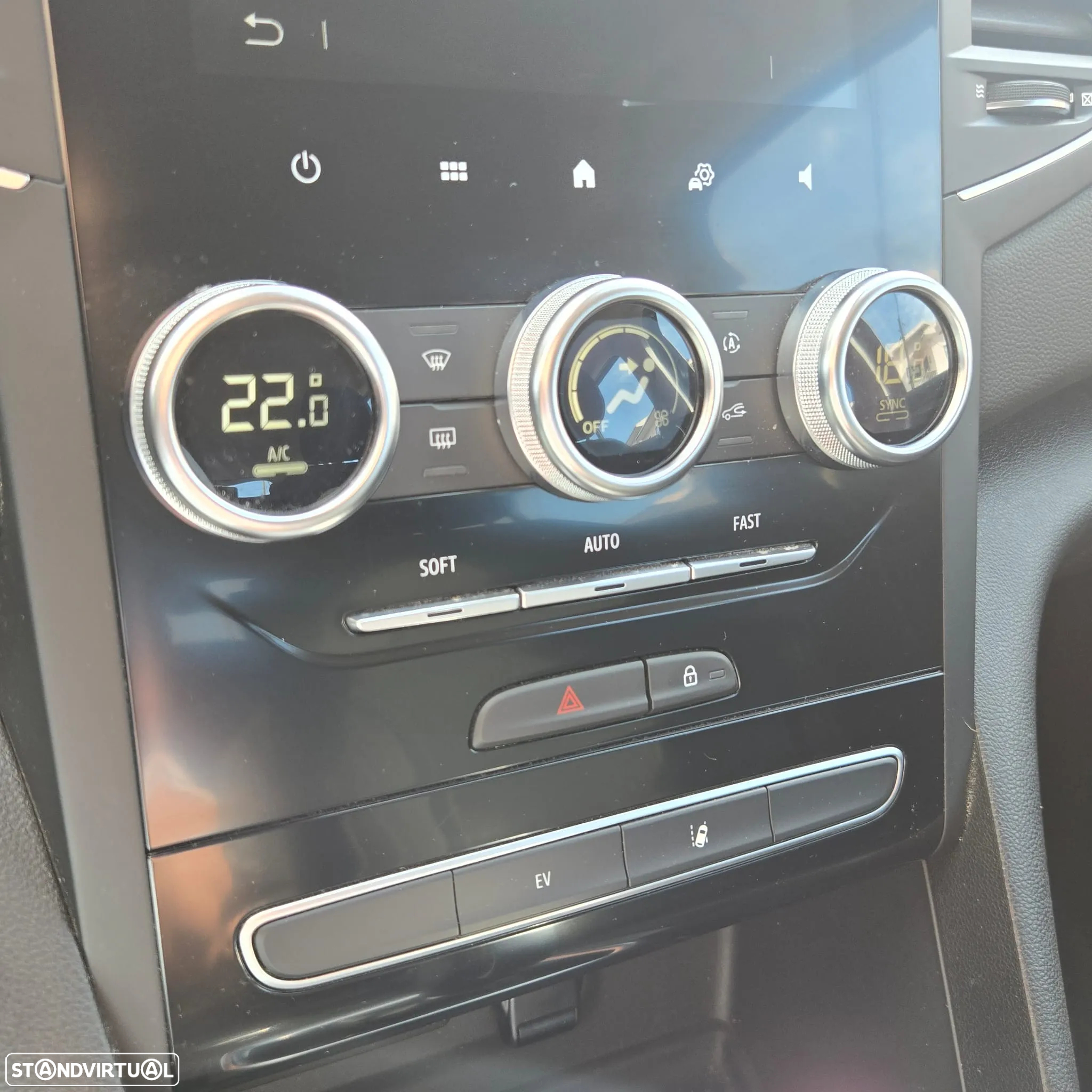 Renault Mégane Sport Tourer 1.6 E-Tech Plug-In Zen - 17