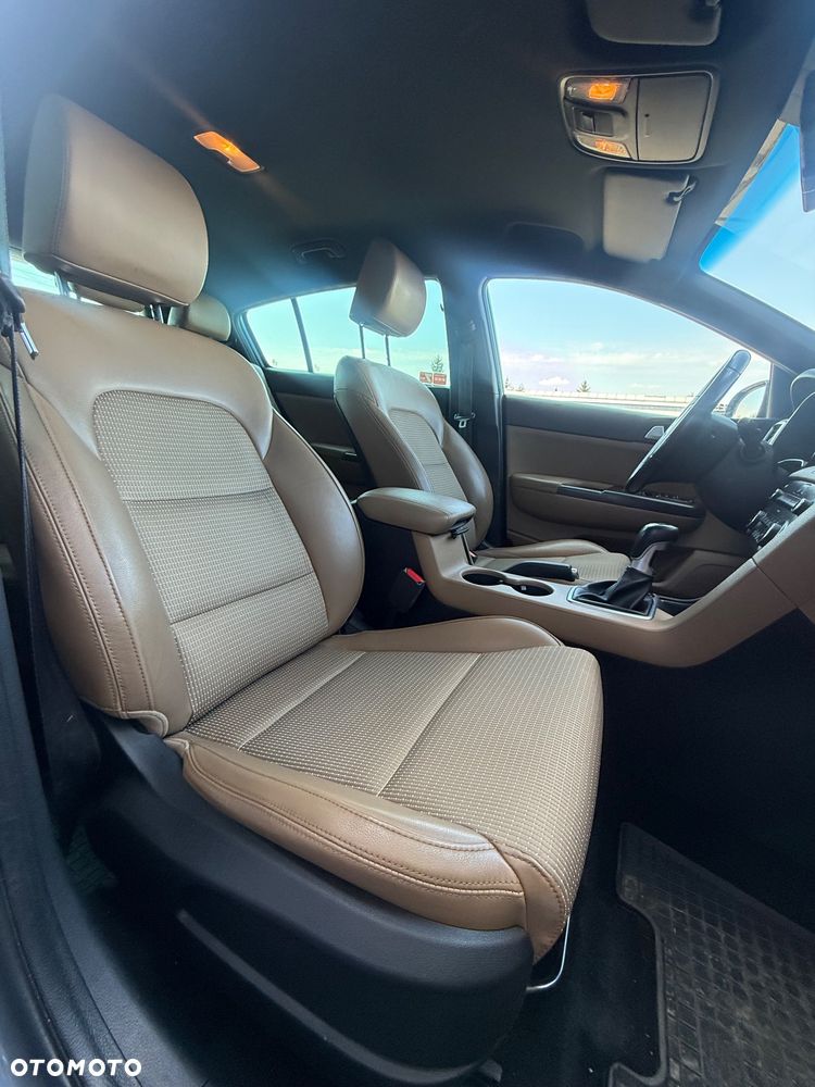 Kia Sportage 2.0 CRDI 4WD Automatik Fifa World Cup Edition - 25