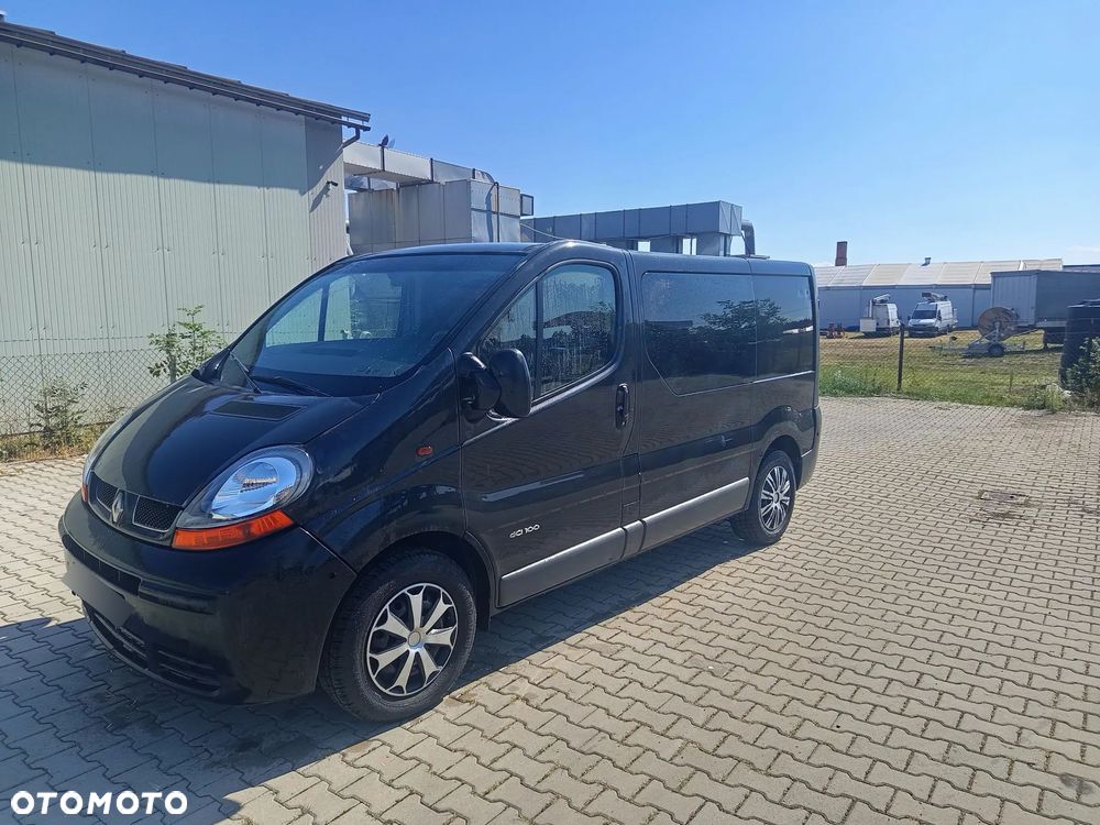 Renault Trafic - 2