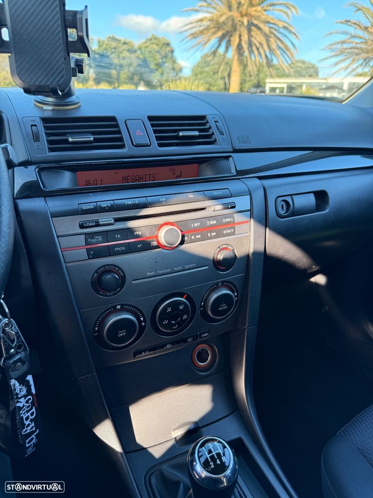 Mazda 3 Hatchback MZ-CD 1.6 Exclusive - 19