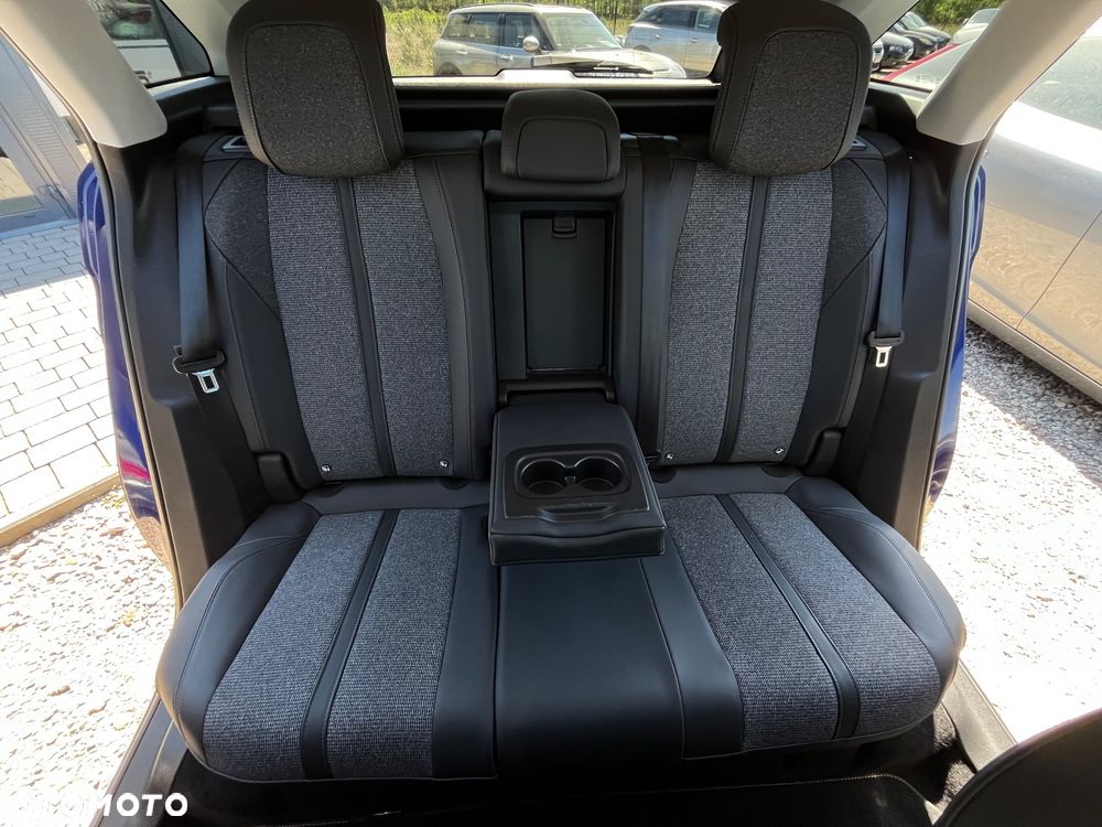 Peugeot 3008 BlueHDi 130 Stop & Start EAT8 Allure Business-Paket - 28