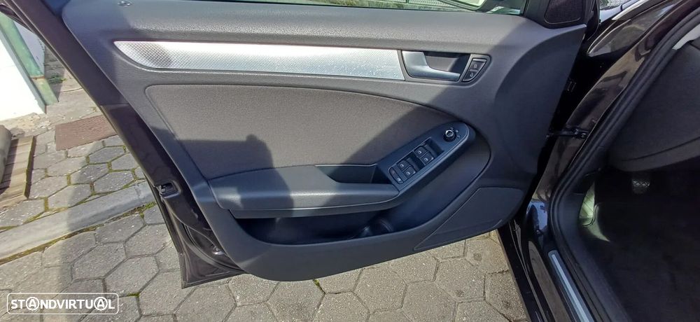 Audi A4 Avant 2.0 TDI Sport - 15