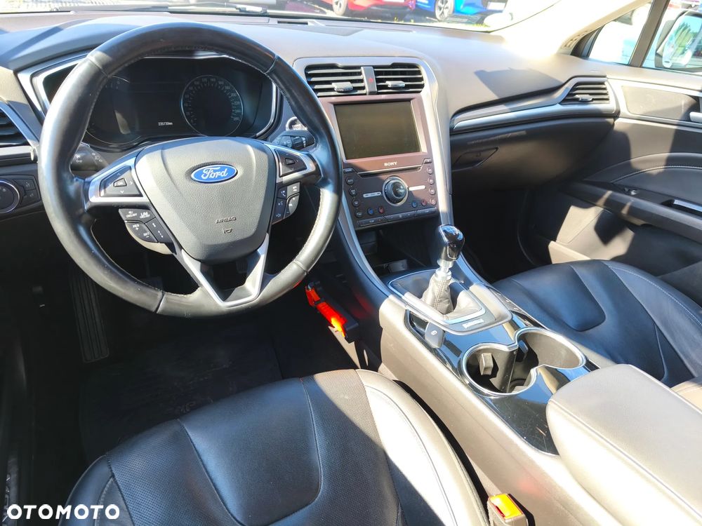 Ford Mondeo 2.0 TDCi STart-Stopp Titanium - 9