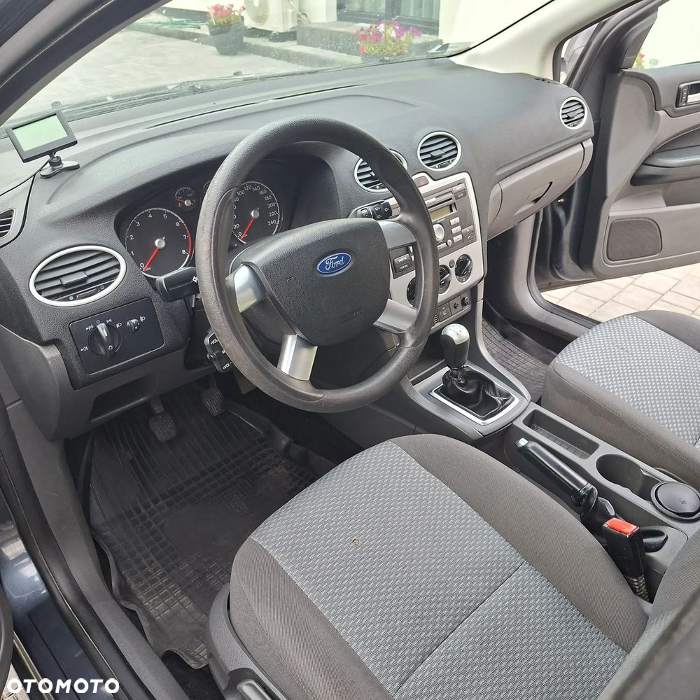 Ford Focus 1.6 Ambiente - 7
