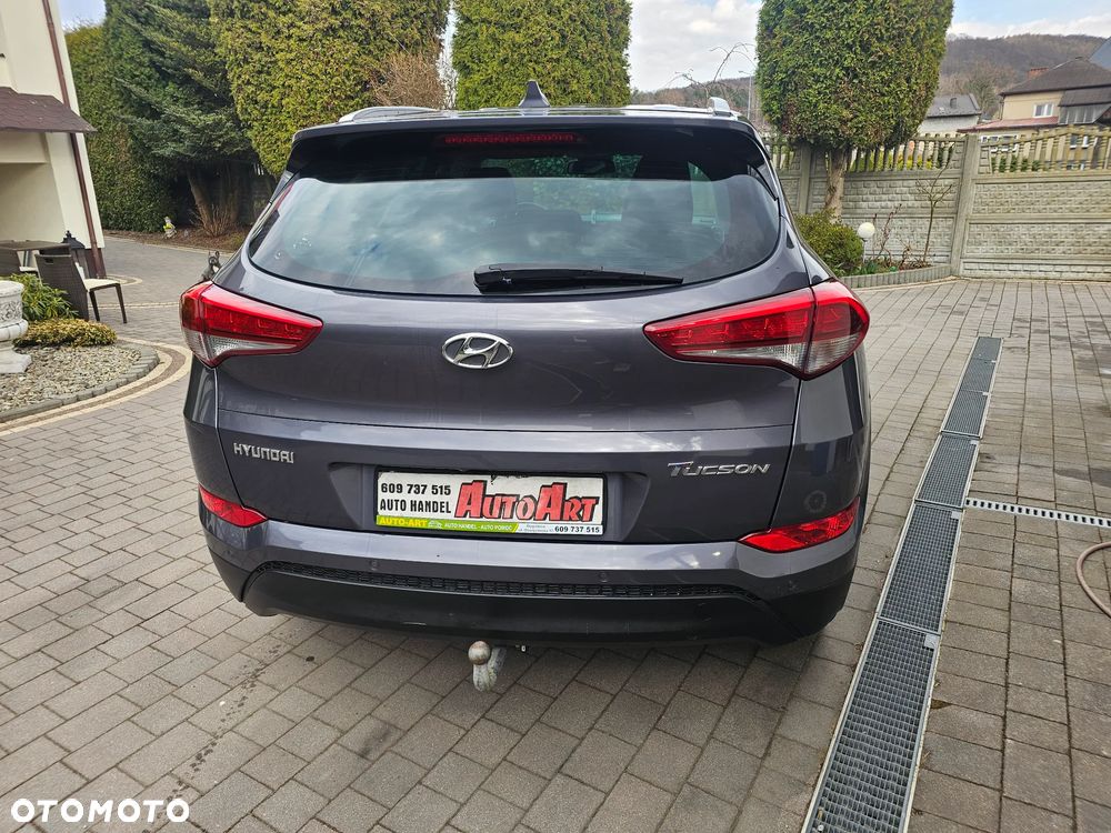 Hyundai Tucson blue 1.7 CRDi 2WD Advantage - 11