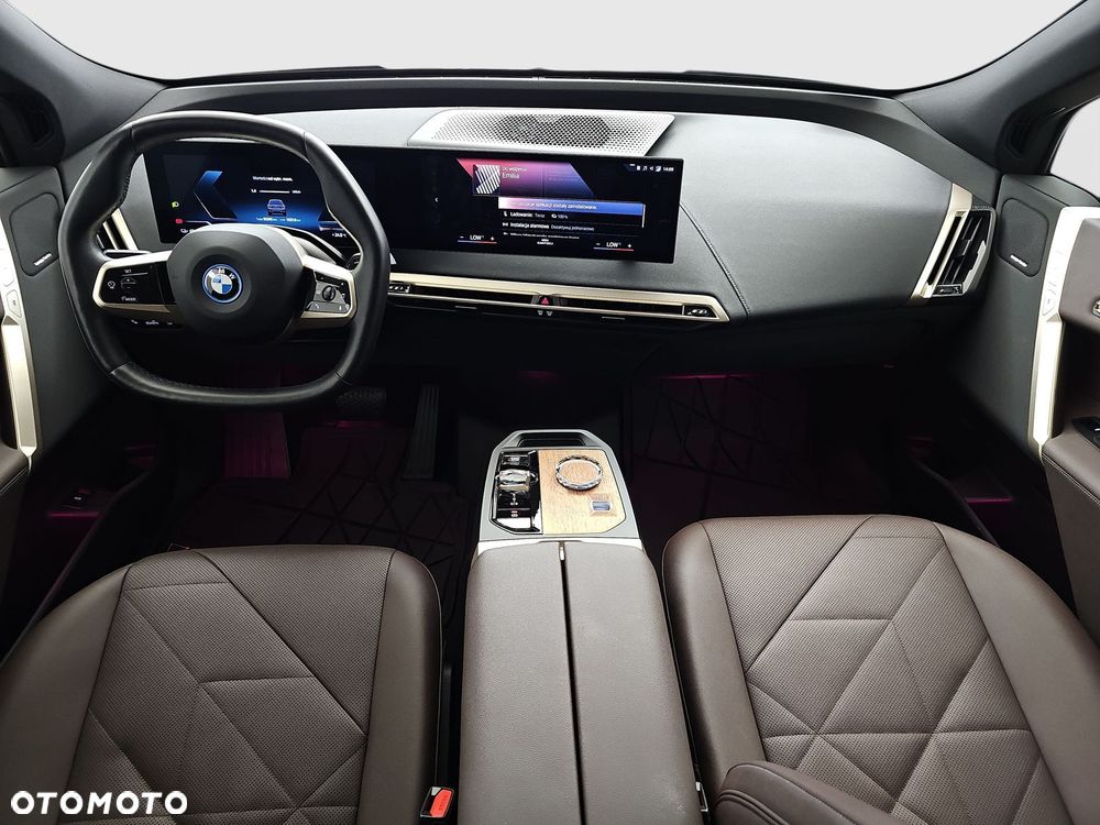 BMW iX xDrive40 76.6kWh - 19