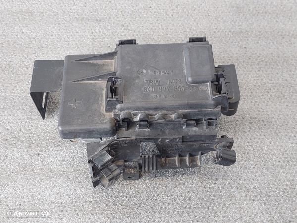 Caixa Fusiveis Volkswagen Polo (6N2) - 1