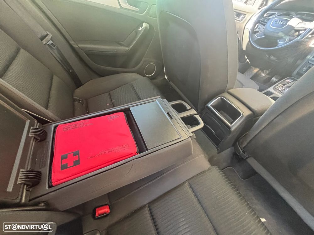 Audi A4 Avant - 10