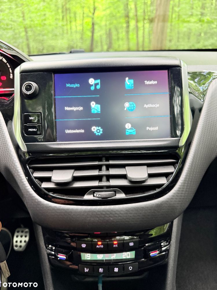 Peugeot 208 PureTech 110 Stop & Start Allure - 25