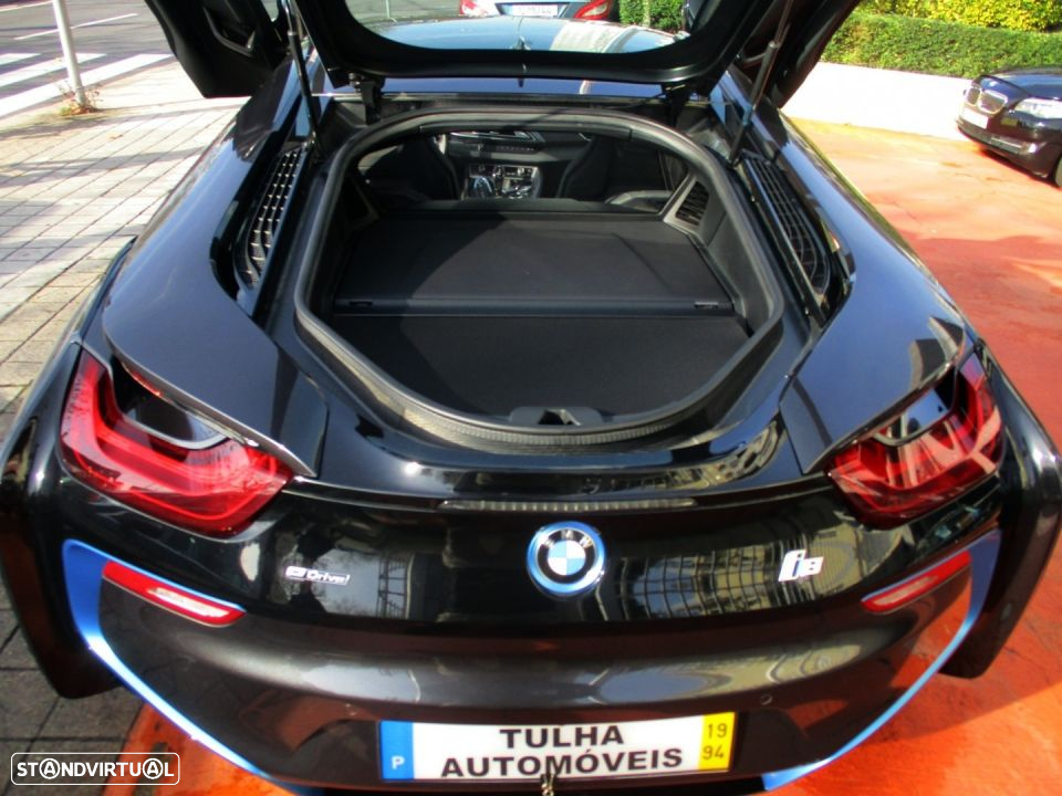 BMW i8 Standard - 11