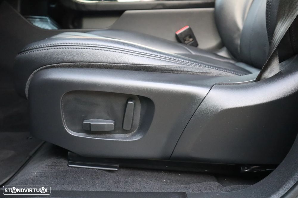 Land Rover Range Rover Evoque 1.5 P300e AWD S Auto - 21