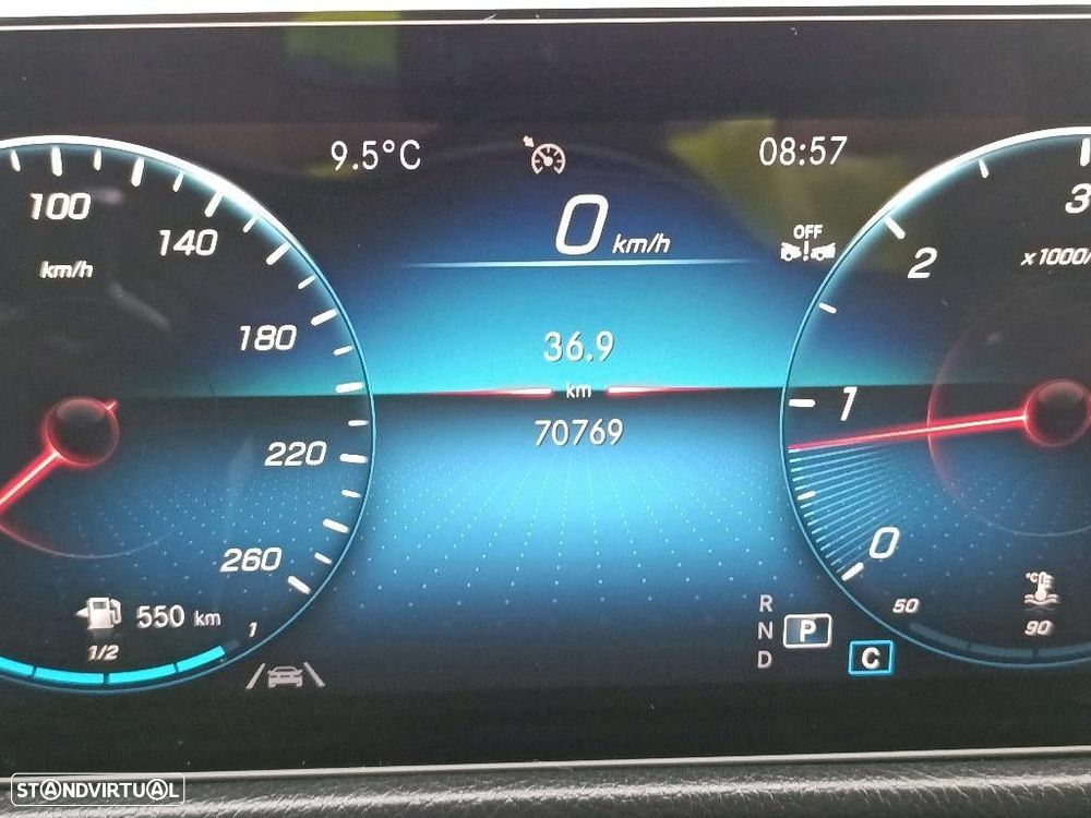 Mercedes-Benz GLB 200 d AMG Line - 8