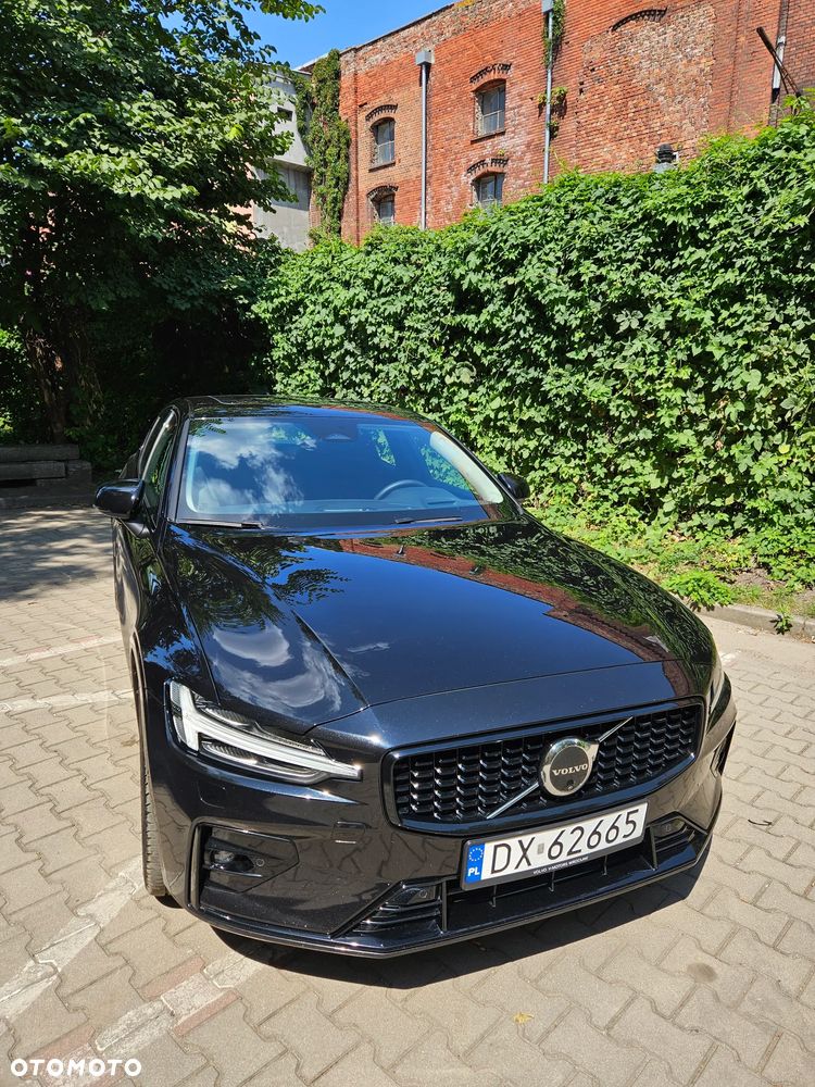 Volvo S60 B5 B AWD Ultimate Dark - 1