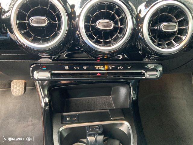 Mercedes-Benz A 180 d Style Plus - 23