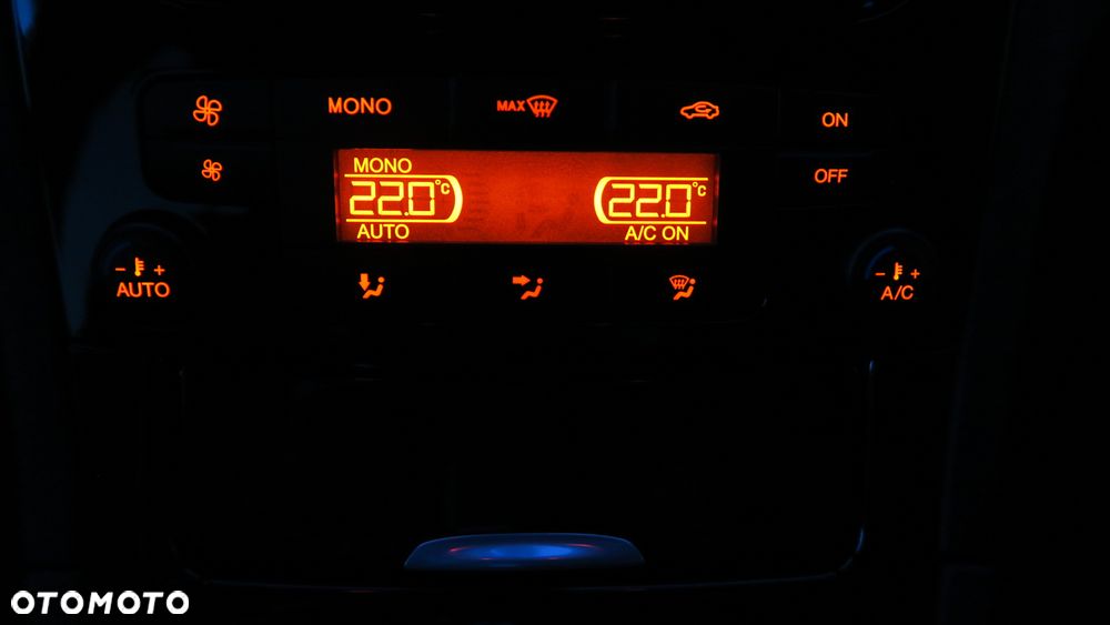 Ford S-Max - 16