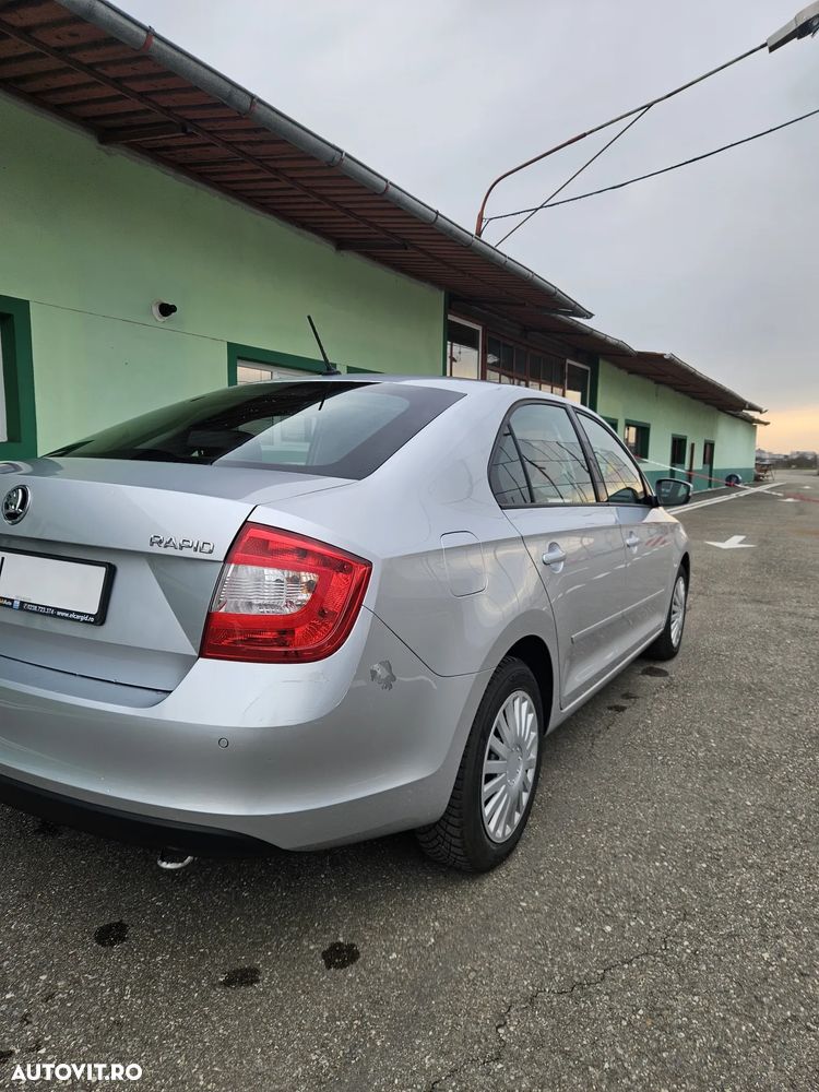 Skoda RAPID 1.2 TSI Ambition - 6