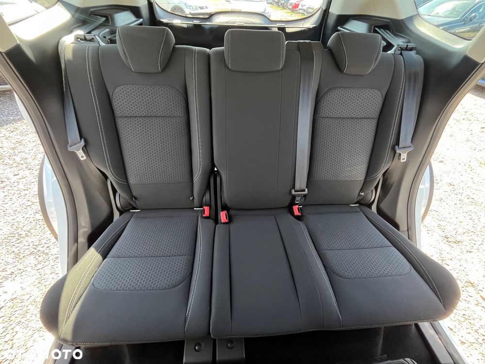 Ford Kuga 2.0 TDCi 4WD Titanium - 29