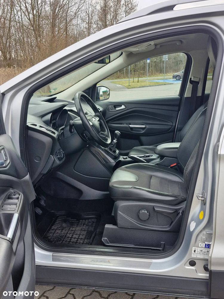 Ford Kuga 2.0 TDCi 4x4 Titanium - 12