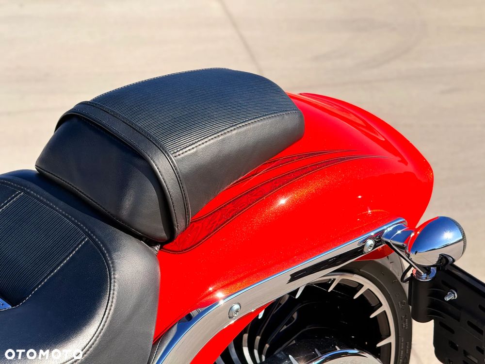 Harley-Davidson FXSB Breakout - 35