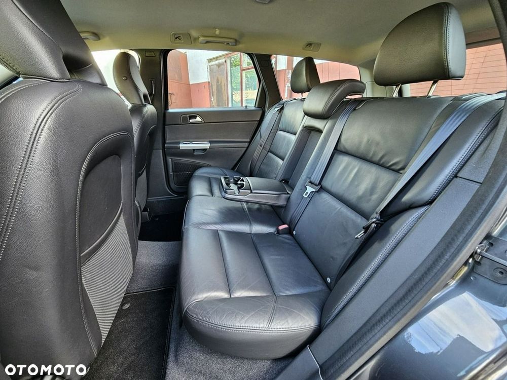 Volvo V50 DPF D2 Summum - 17