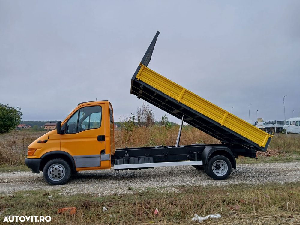 Iveco Daily  35 65  70 max. autoriz 3,5 t cat. B basculabil pe 3 parti - 24