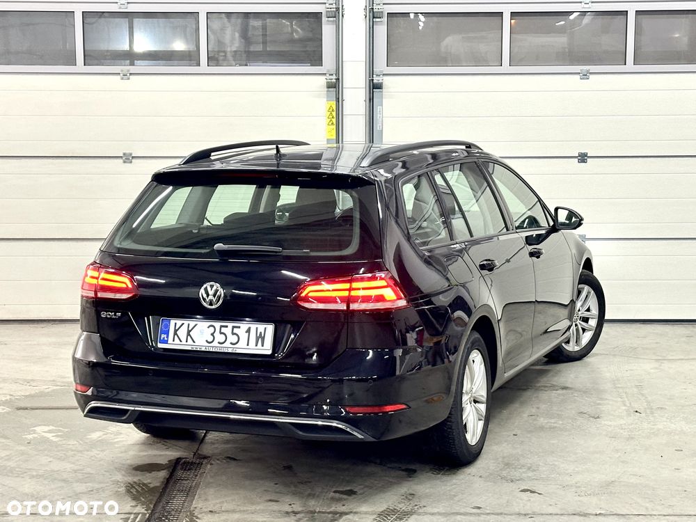 Volkswagen Golf 2.0 TDI SCR DSG Comfortline - 8