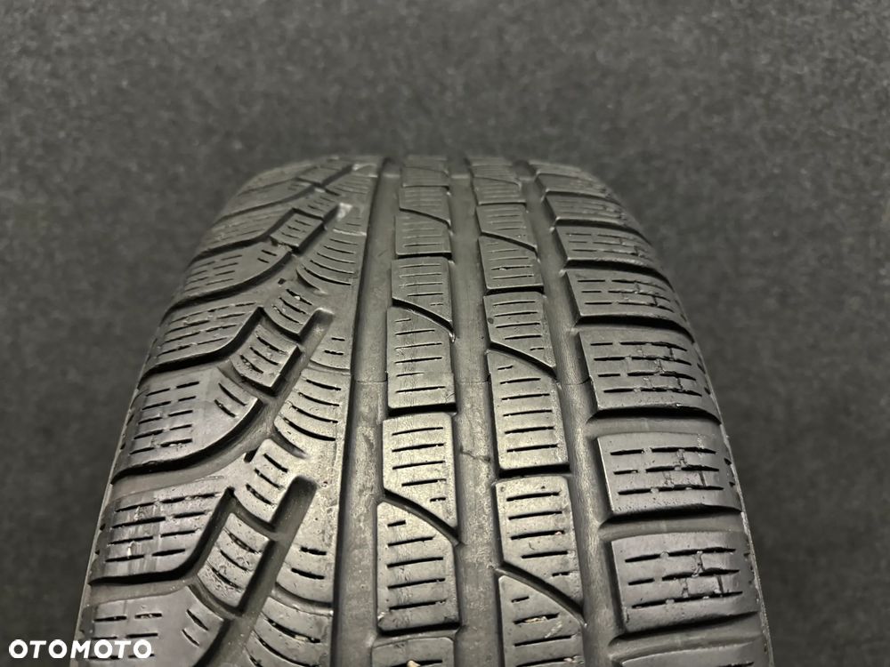 Pirelli SottoZero Winter 240 Serie II 225/50/17 98V XL 1szt. - 2