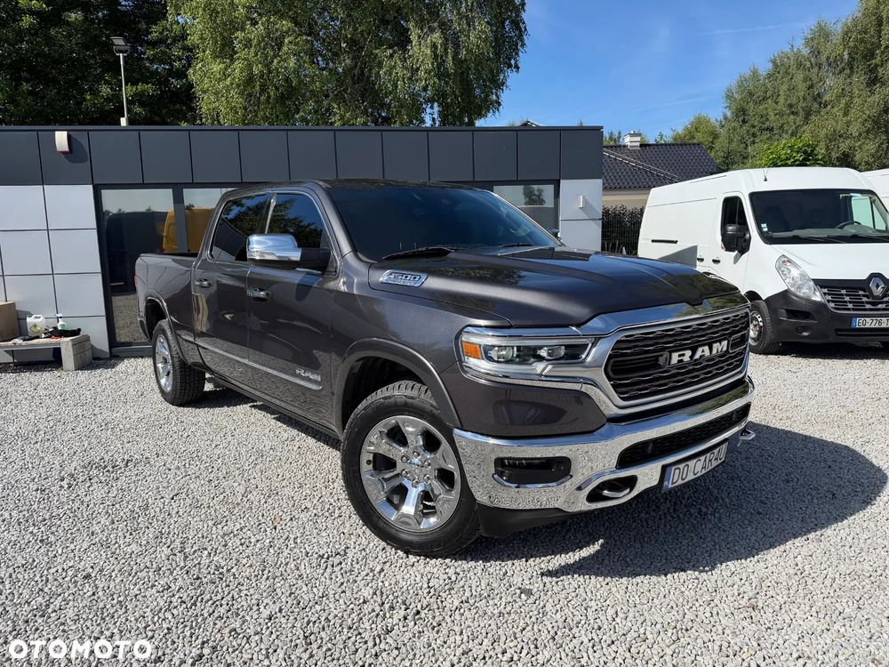 RAM 1500 Crew Cab Longbed Longhorn - 17