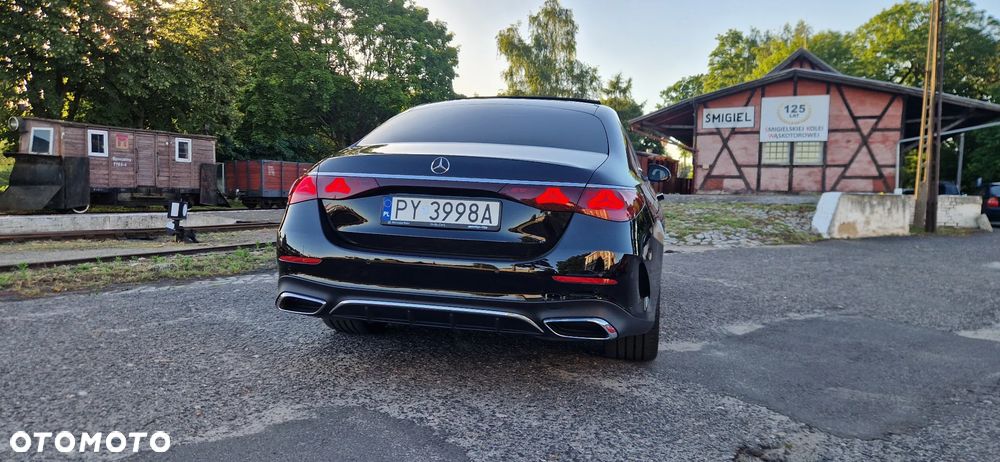 Mercedes-Benz Klasa E 220 d mHEV AMG 9G-Tronic - 13
