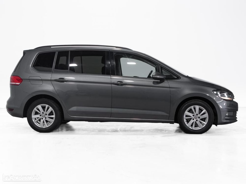 VW Touran 2.0 TDI Confortline DSG - 2