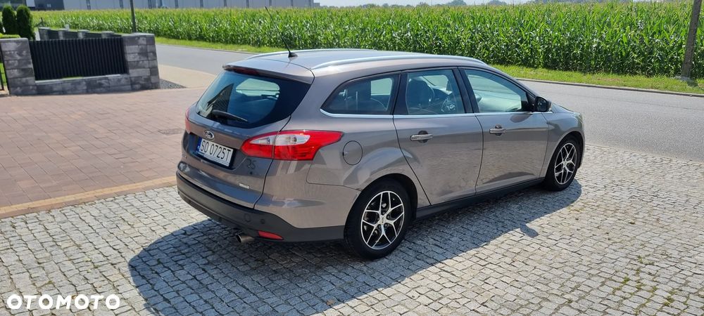 Ford Focus 1.6 EcoBoost Titanium - 4