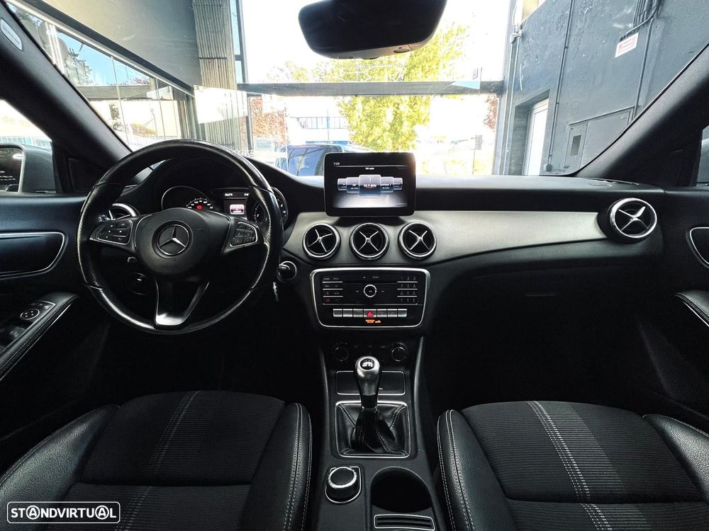 Mercedes-Benz CLA 180 d Shooting Brake Urban - 21