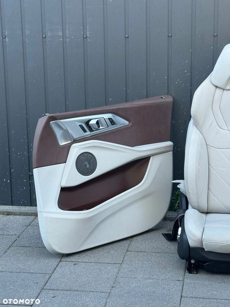 FOTELE TAPICERKA BMW XM G09 INDIVIDUAL SILVERSTONE II GRZANE KLIMATYZOWANE - 8