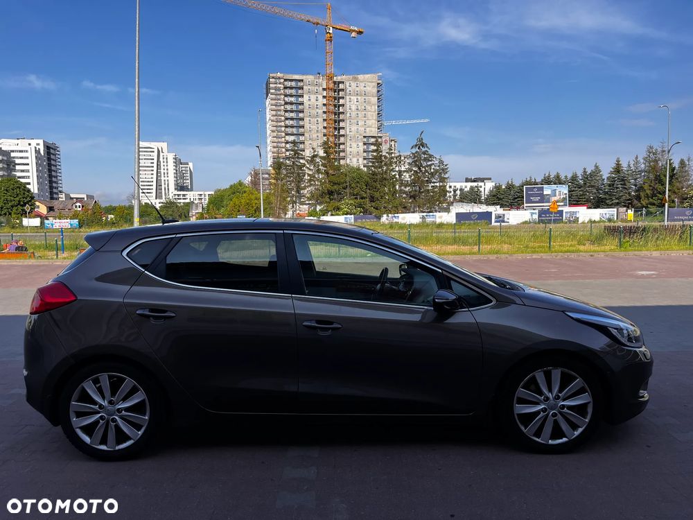 Kia Ceed Cee'd 1.6 GDI L DCT - 5