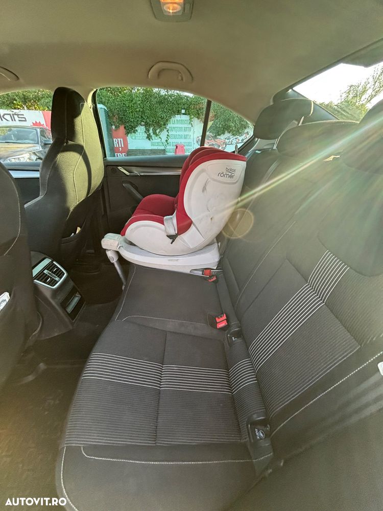 Skoda Octavia 2.0 TDI Ambition - 8