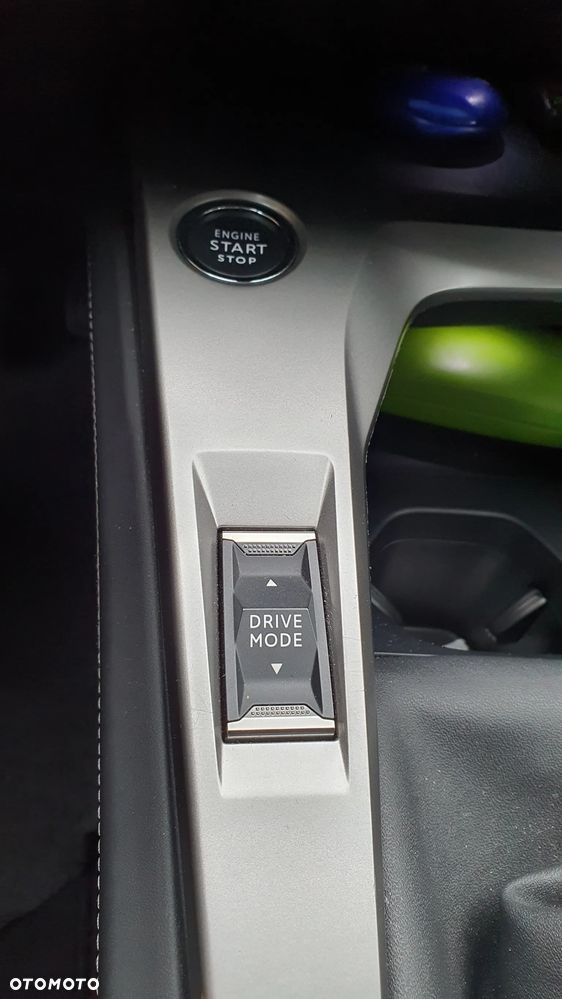 Peugeot 308 1.2 PureTech Allure Pack S&S - 26