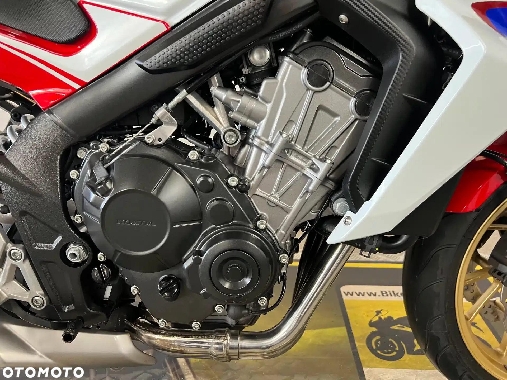 Honda CB - 9