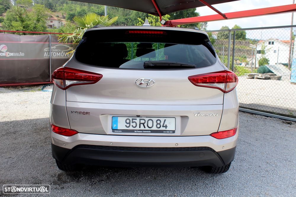 Hyundai Tucson 1.7 CRDi Executive - 14