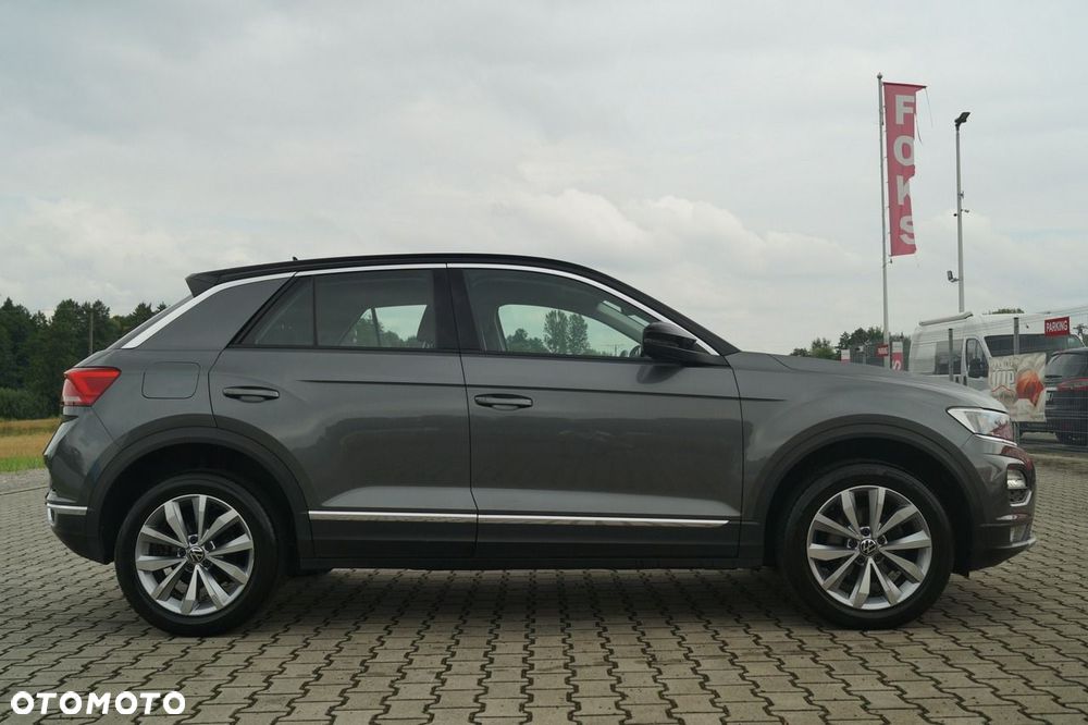 Volkswagen T-Roc - 8