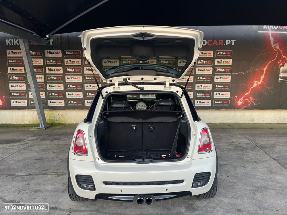 MINI 3 Portas Cooper D - 8