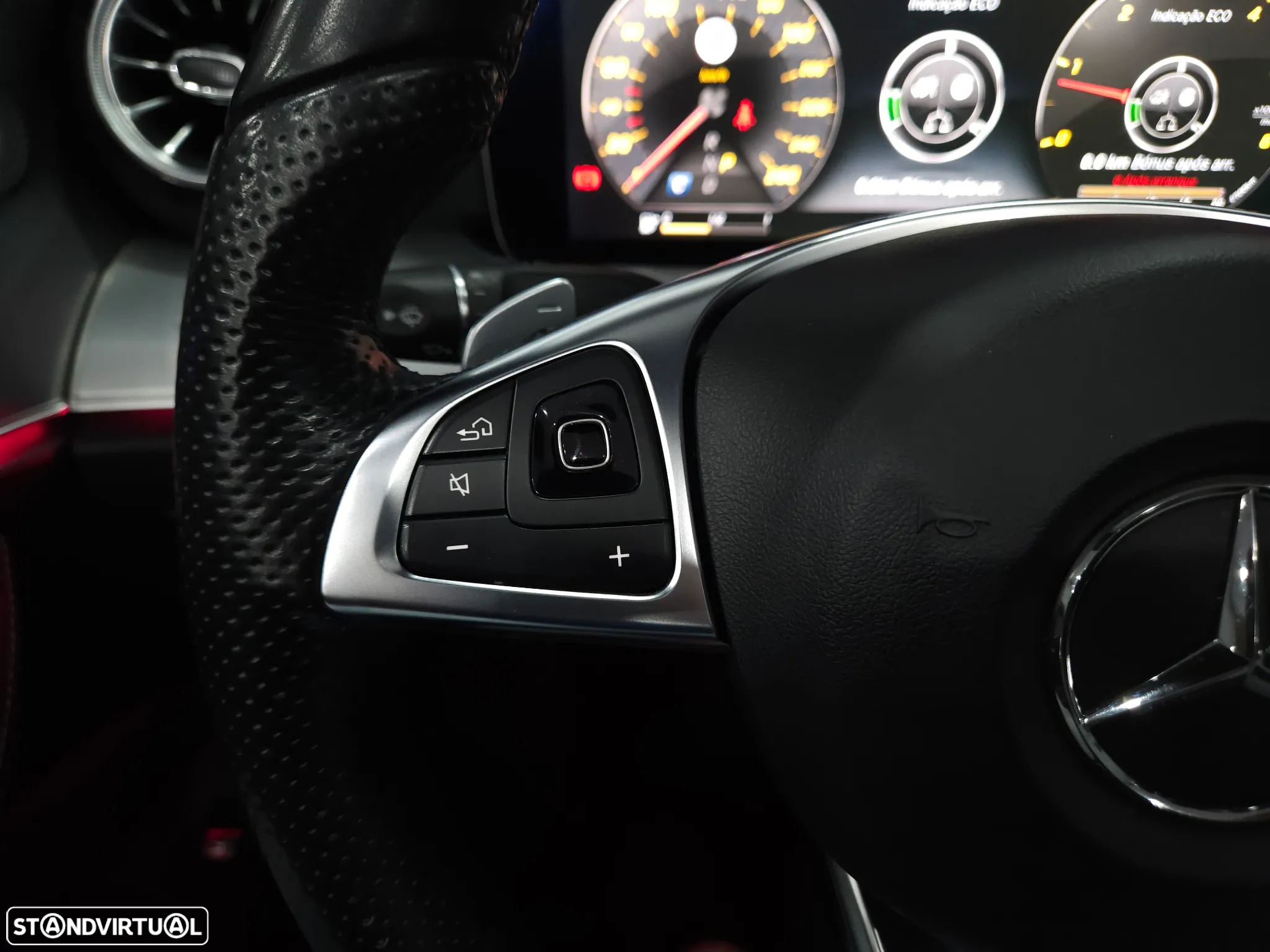 Mercedes-Benz E 220 d Cabrio 9G-TRONIC AMG Line - 14