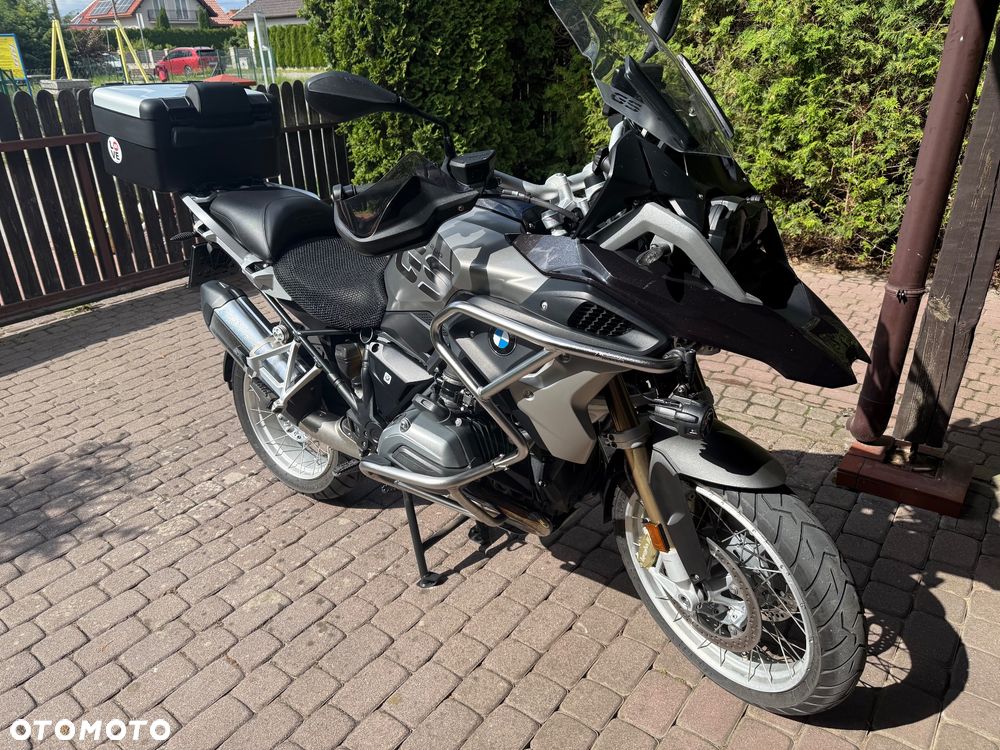 BMW R - 12