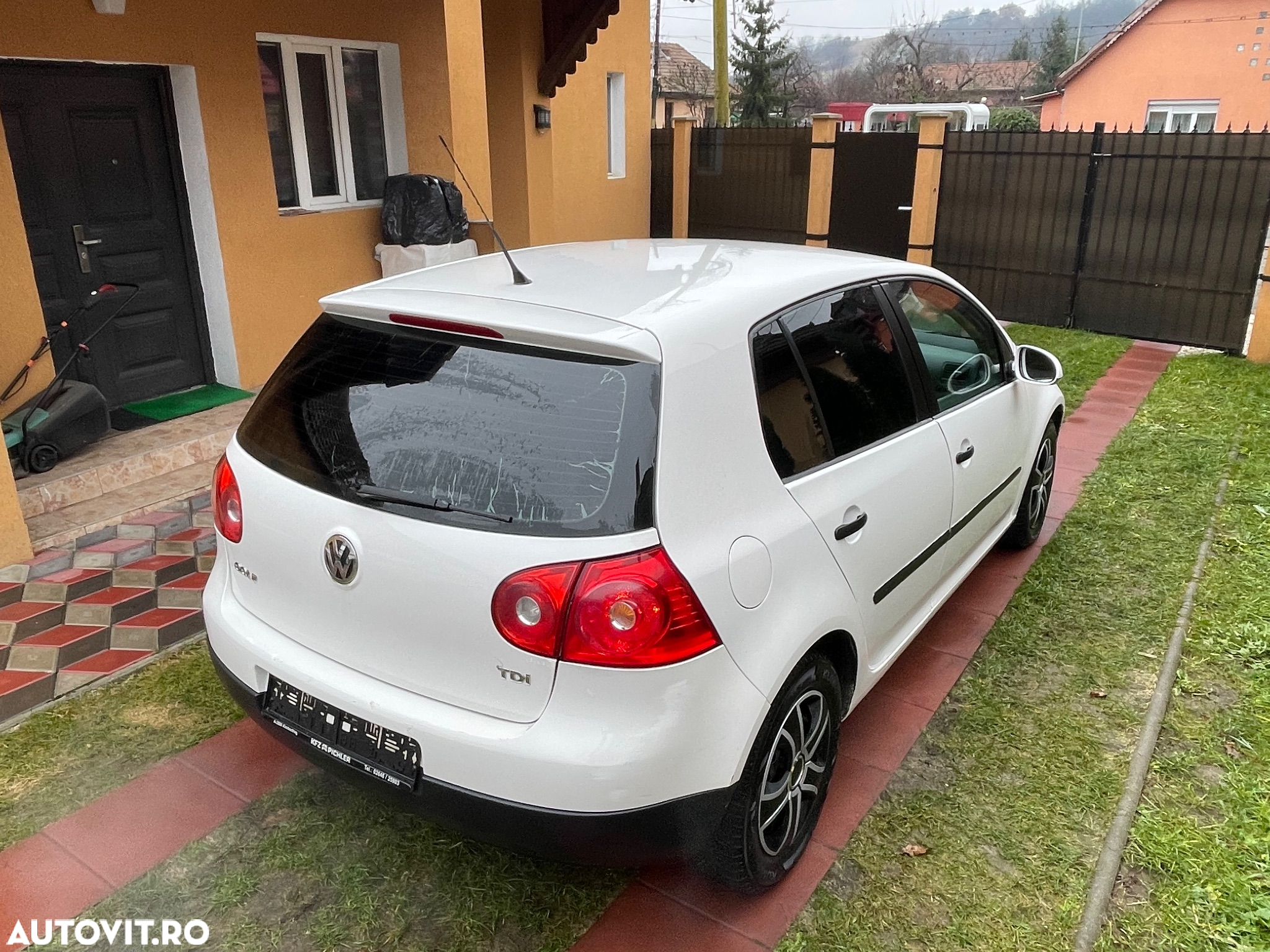 Volkswagen Golf 1.9 TDI Comfortline - 10