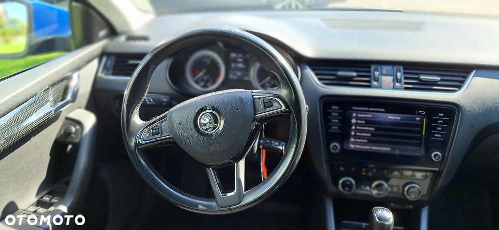 Skoda Octavia 2.0 TDI SCR Style DSG - 34