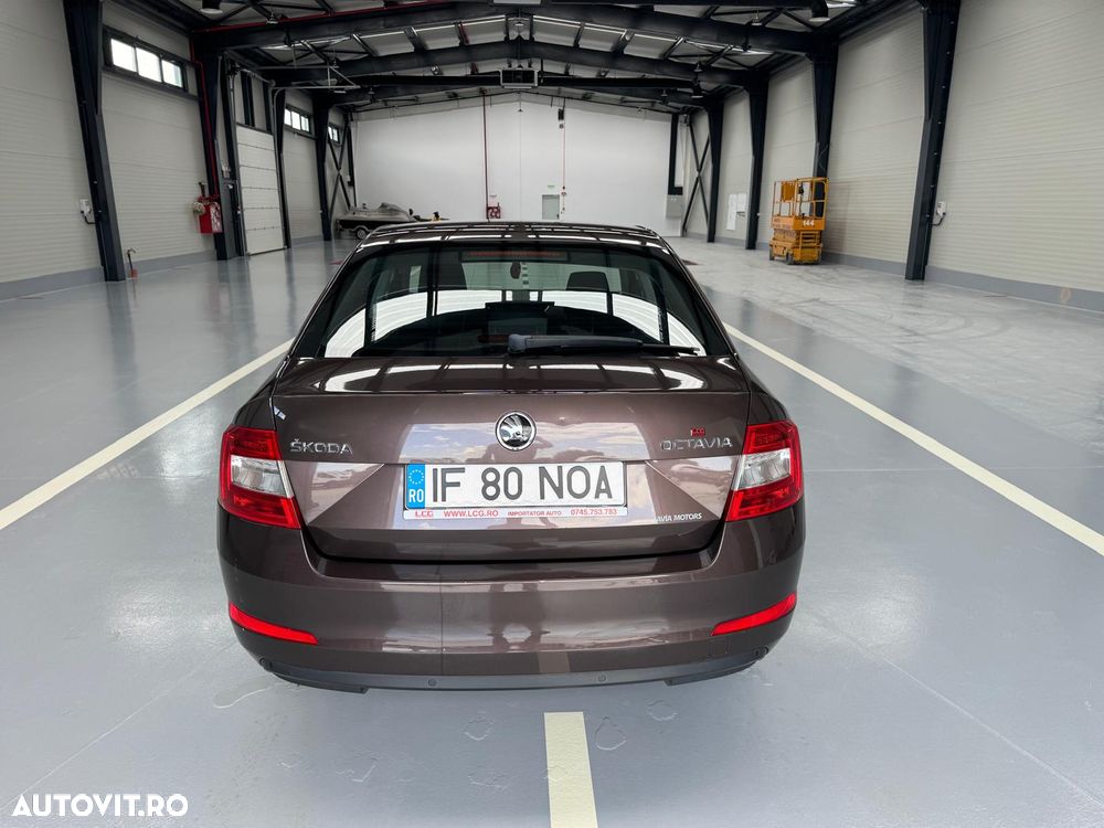 Skoda Octavia 2.0 TDI Style - 5